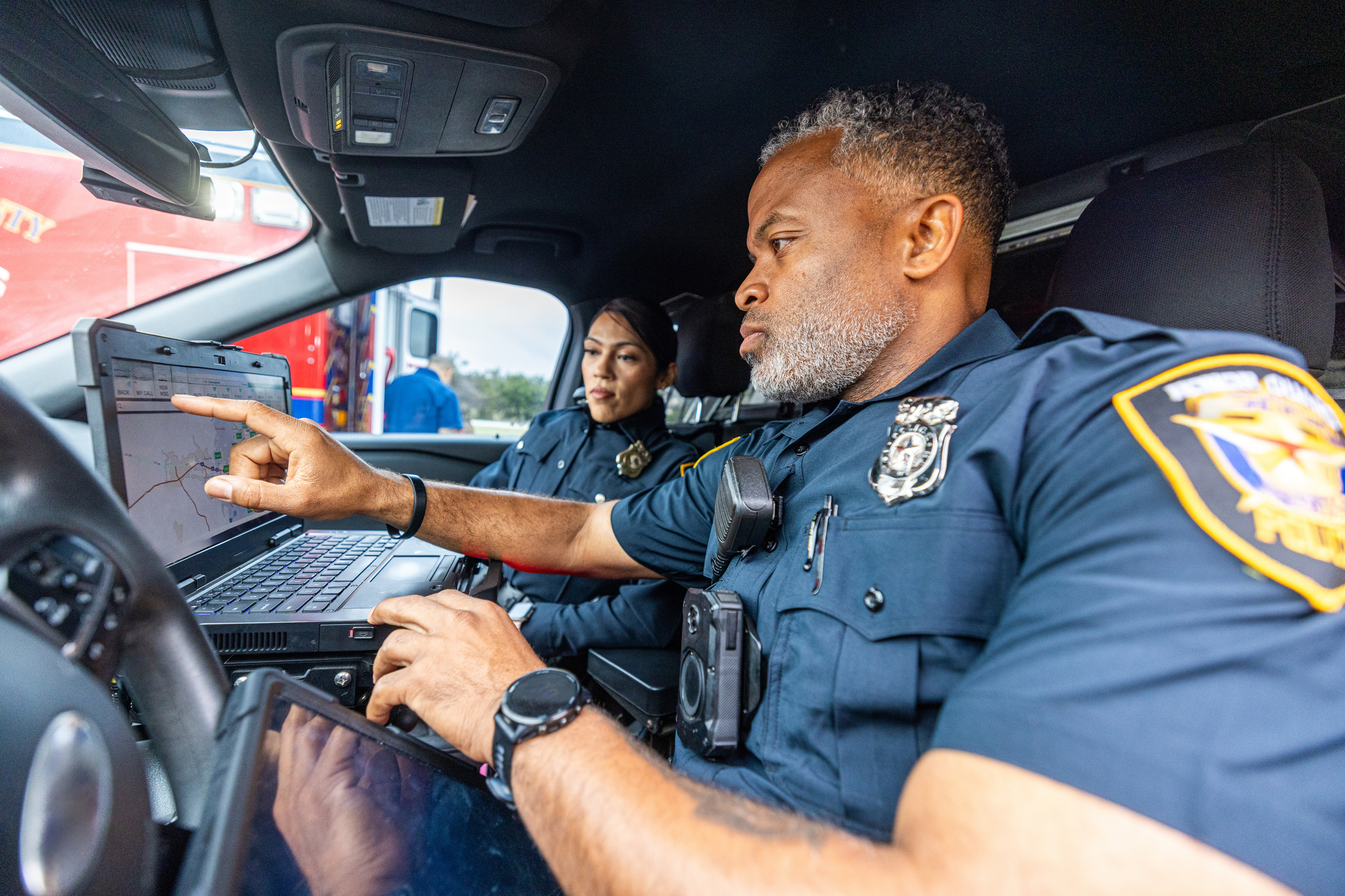 Using Leading and Trailing Indicators to Reduce Law Enforcement Risk